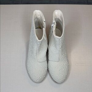 Link White Textured Glittery Ankle Boots